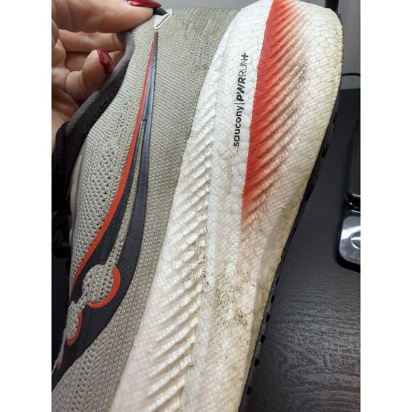 Saucony Men's Triumph 21 Sneakers, Concrete/Blk, 10.5 US, USED Running Shoes - Picture 12 of 13